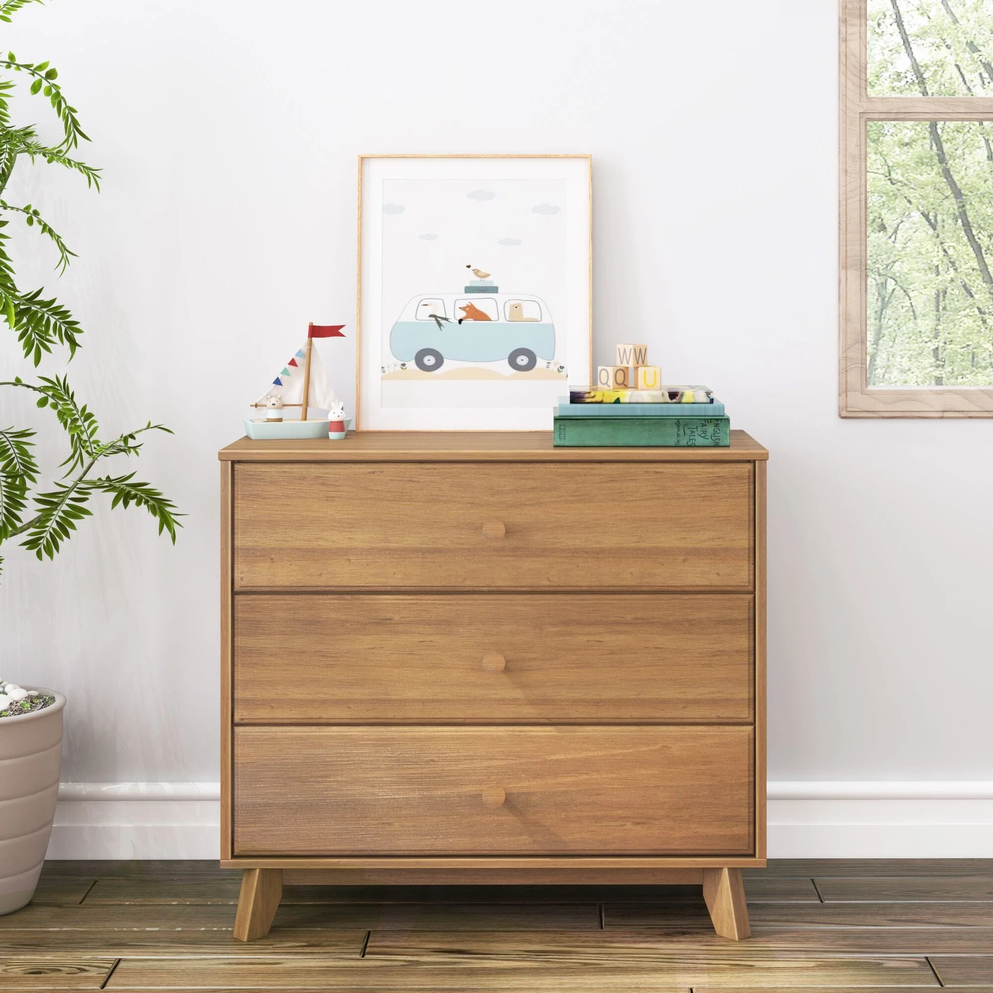 Classic 3-Drawer Dresser - Image 9