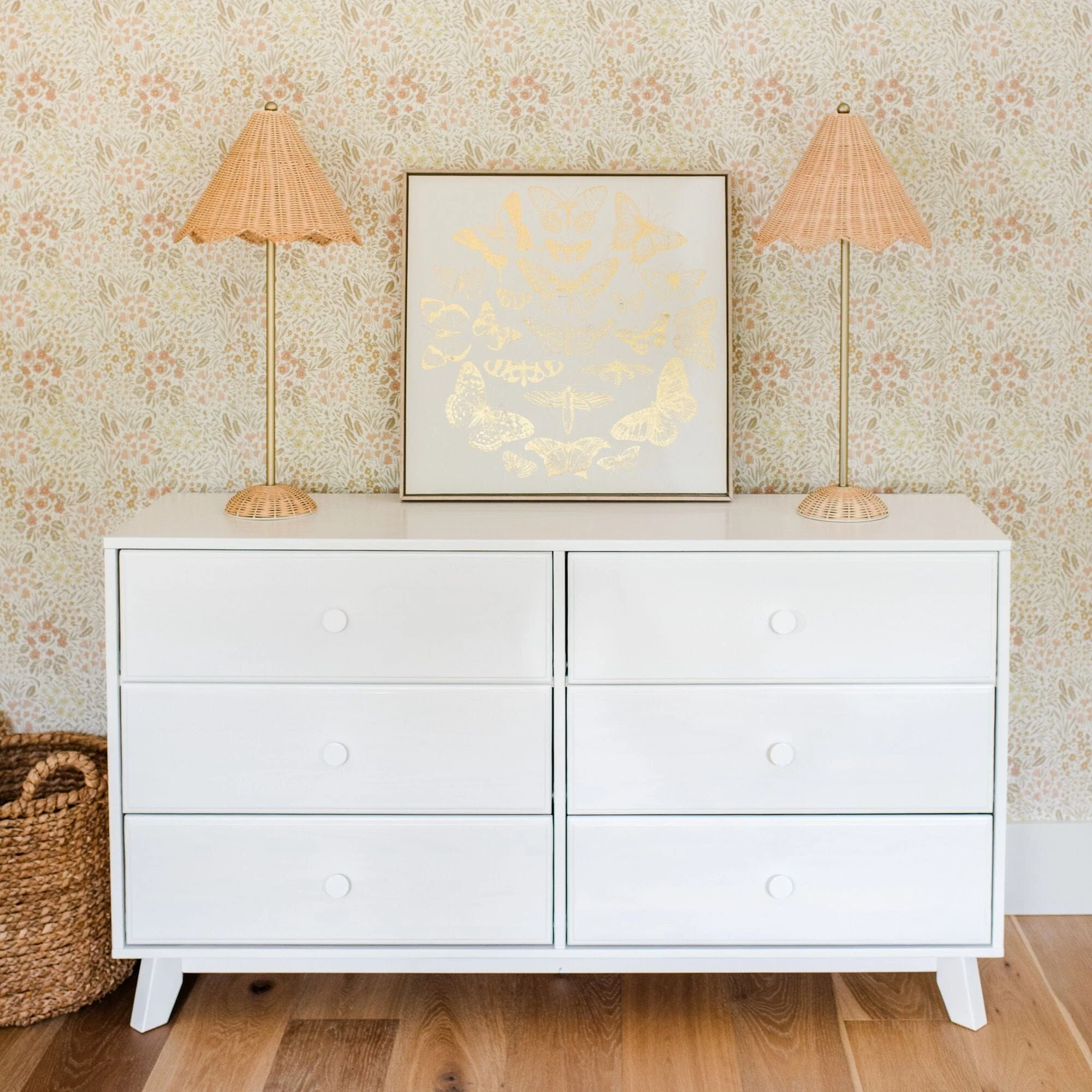 Classic 6-Drawer Dresser - Image 8