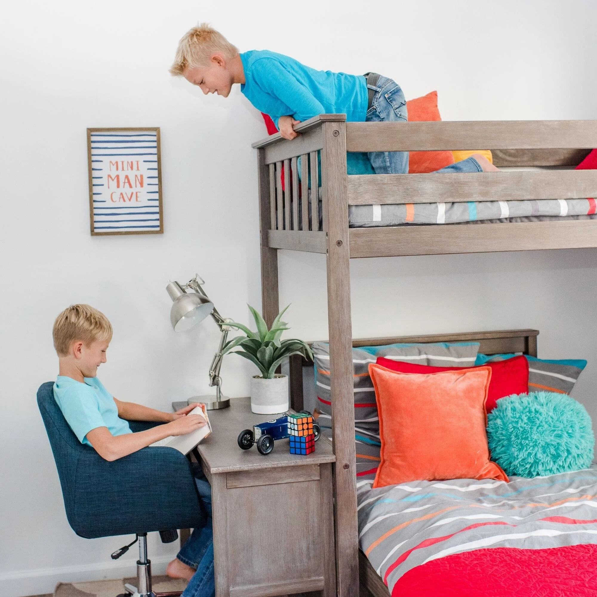 Twin Over Twin L-Shaped Bunk Bed With Bookcase & Desk - Image 9